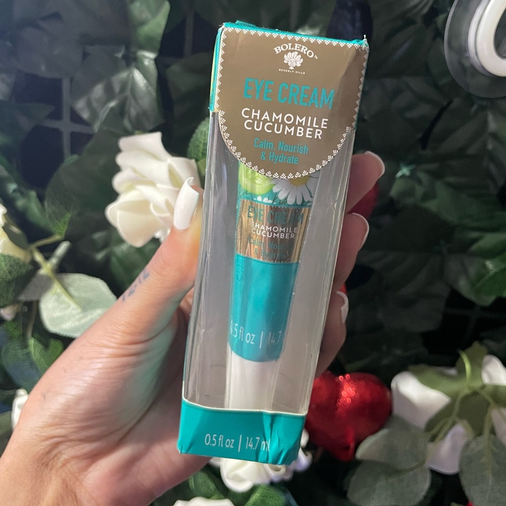 Chamomile Cucumber for your eyes